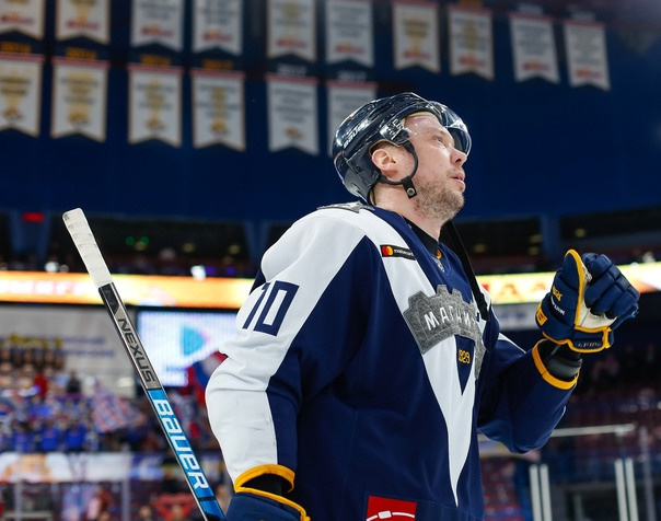 Партнеры, заказчики, клубы КХЛ, хоккей, форма,  Салават Юлаев, Автомобилист, Металлург, Трактор, Ак Барс, Нефтехимик, ВХЛ, КХЛ, STEEL AXES, Магнитогорск, экипировка, спорт