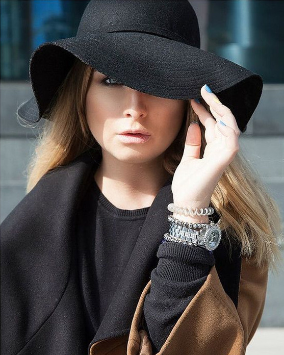 …. Коммерческий контент фотограф для маркетплейсов в Новосибирске