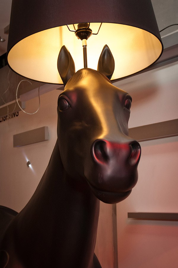 Презентация итальянской мебели в салоне LIGHTERRA, октябрь 2012. Портретные фотографы в Москве — Анна и Алексей Бородины