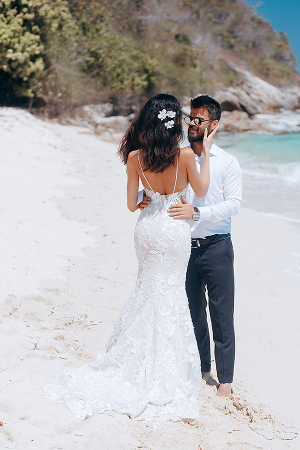Wedding ceremony for a couple from Turkey in Phuket. Photographer in Phuket. Photographer Thailand
