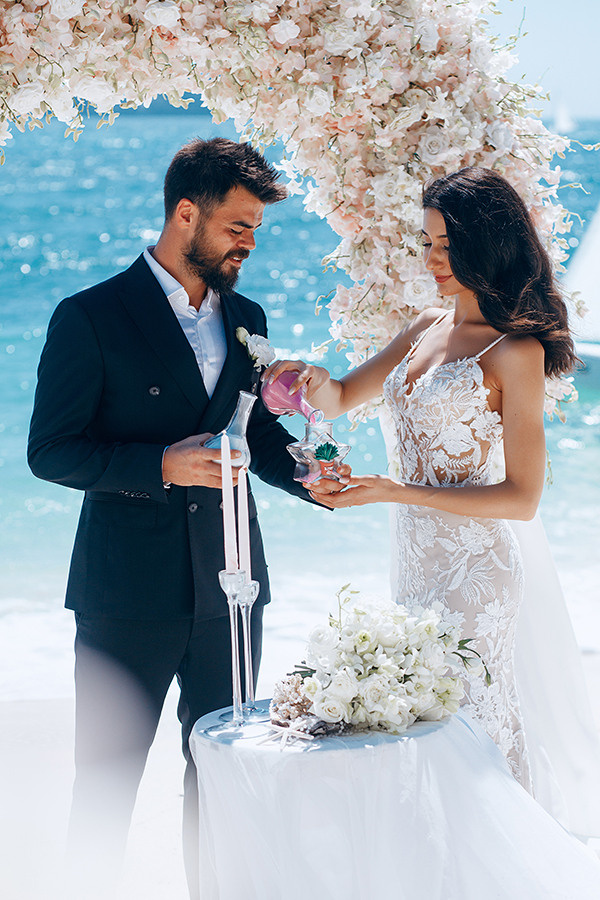 Wedding ceremony for a couple from Turkey in Phuket. Photographer in Phuket. Photographer Thailand