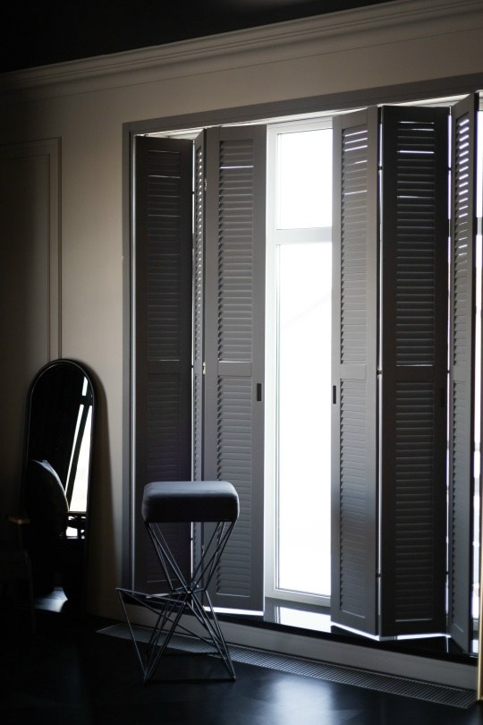 ТОП фотостудий Тюмени 2026: где провести стильную фотосессию. Портретный фотограф Тюмень Дарья Мустафина