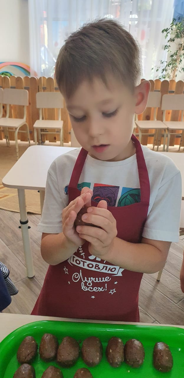 Готовим пироженки ❤️. Детский сад «Эврика»