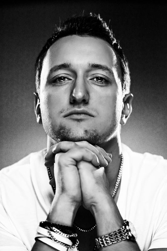 ПОРТРЕТ. Www.apowerstudio.com