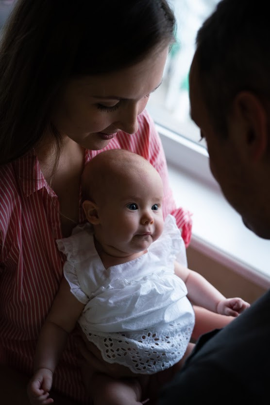 Фотограф для семейной фотосессии в Москве в студии и дома — Анна Бортн. Видеограф в Москве Анна Бортникова