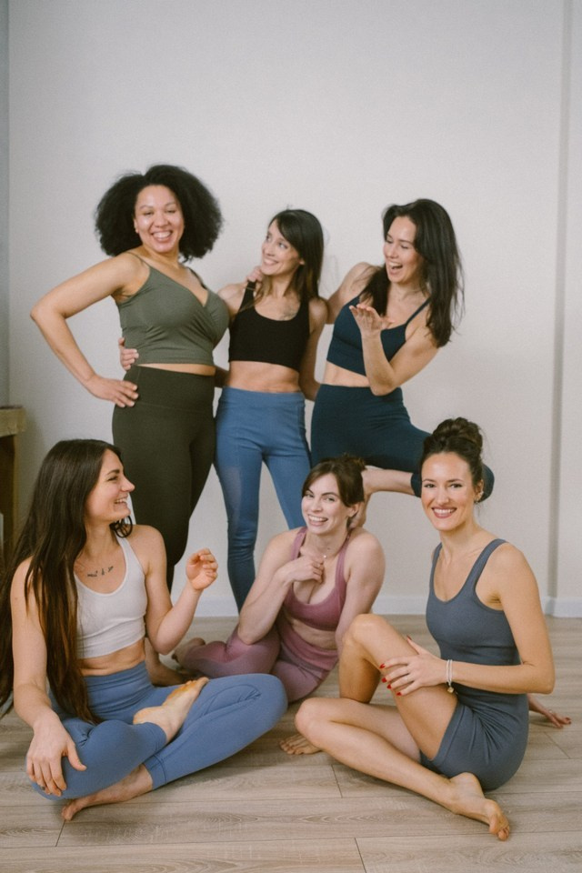 Контент для студии йоги