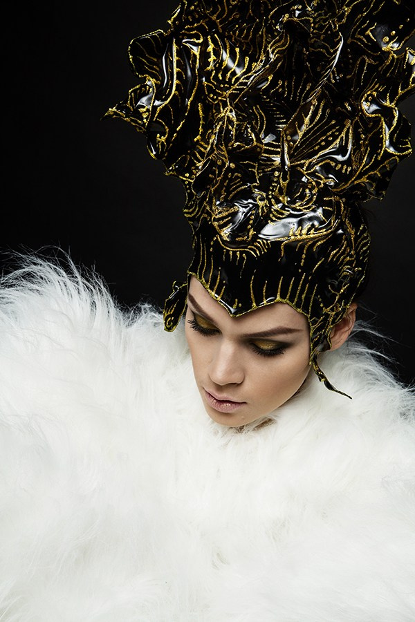 Съемка дизайнерских головных уборов