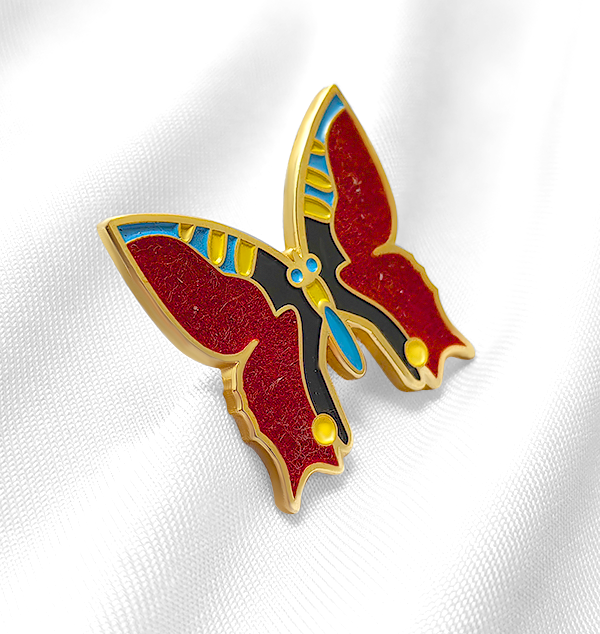 Значок литьём или штамповкой с холодными эмалями, покрытие бархатом - флок