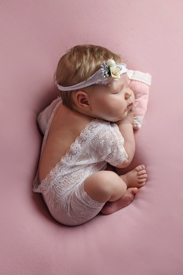 Съемка новорожденных. Фотограф новорожденных малышей Ирина Шайнурова