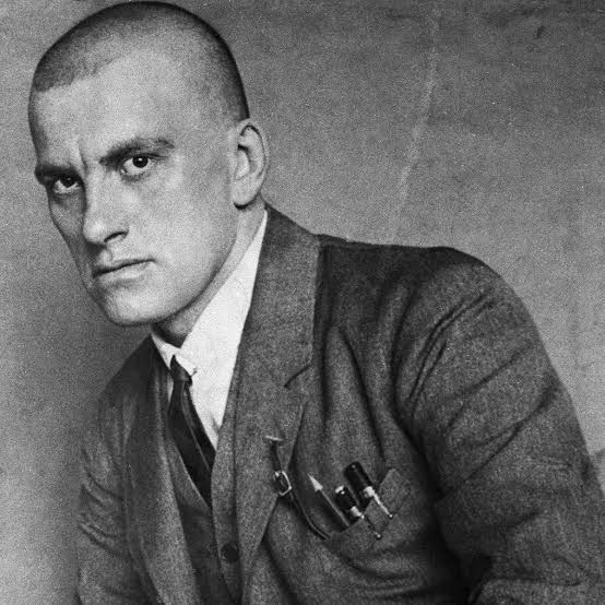 Владимир Маяковский. Гид — экскурсовод в Нижнем Новгороде Наталья Шагина