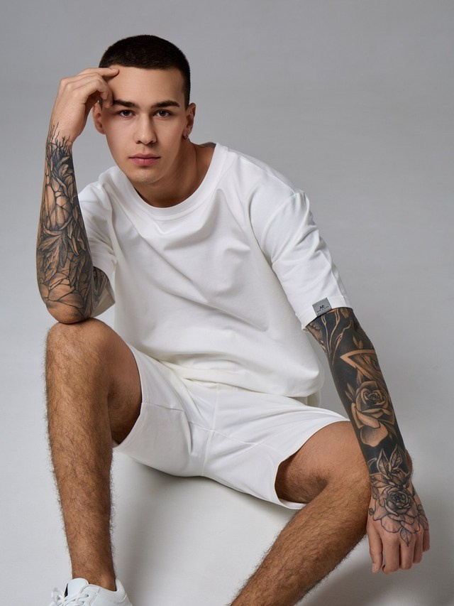 Никита. Профессиональная фотосъёмка для маркетплейсов. Краснодар. Александр Москаленко