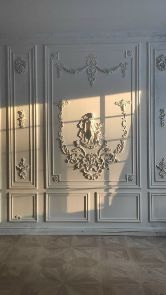 ТОП фотостудий Тюмени 2026: где провести стильную фотосессию. Портретный фотограф Тюмень Дарья Мустафина