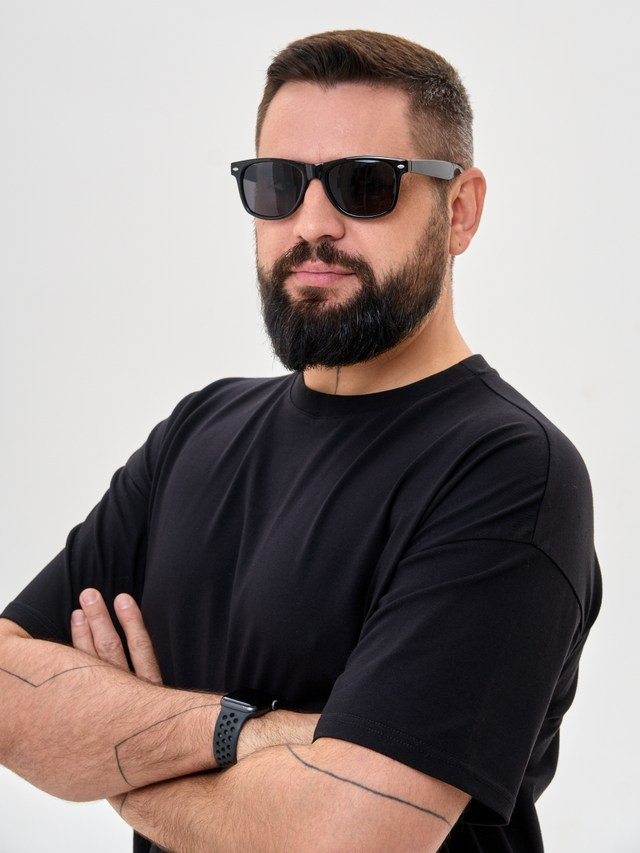 Костя. Профессиональная фотосъёмка для маркетплейсов. Краснодар. Александр Москаленко