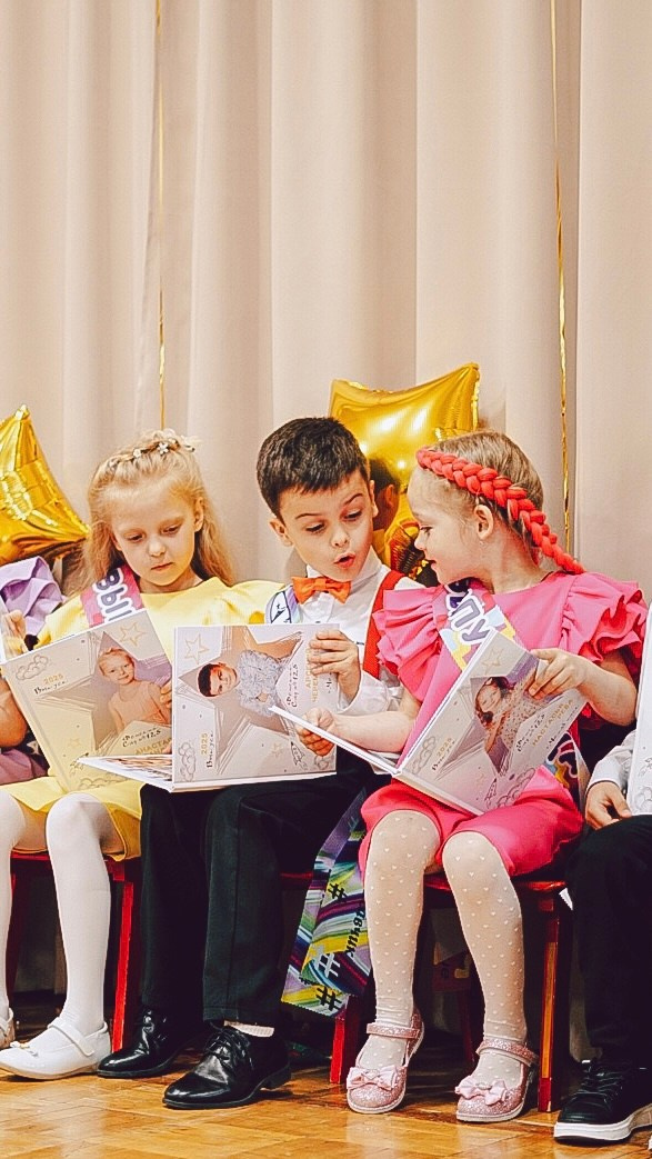 Альбомы для детских садов. Школьный фотограф в Челябинске. Выпускные фотоальбомы