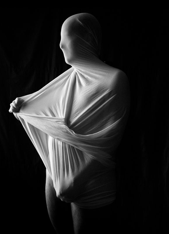 Время закрытых лиц. Closed face time. Фотограф Ира Соколова Санкт-Петербург