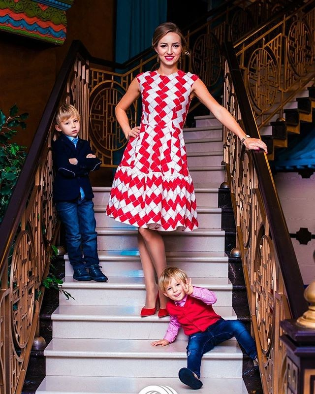 Фотограф Артём Савиных | Свадебная, репортажная, семейная съёмка Москва. Артём Савиных — профессиональный фотограф в Москве | Репортажи, свадьбы, портреты