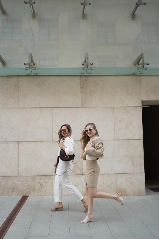 Тоня и Настя