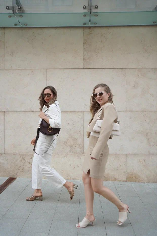 Тоня и Настя