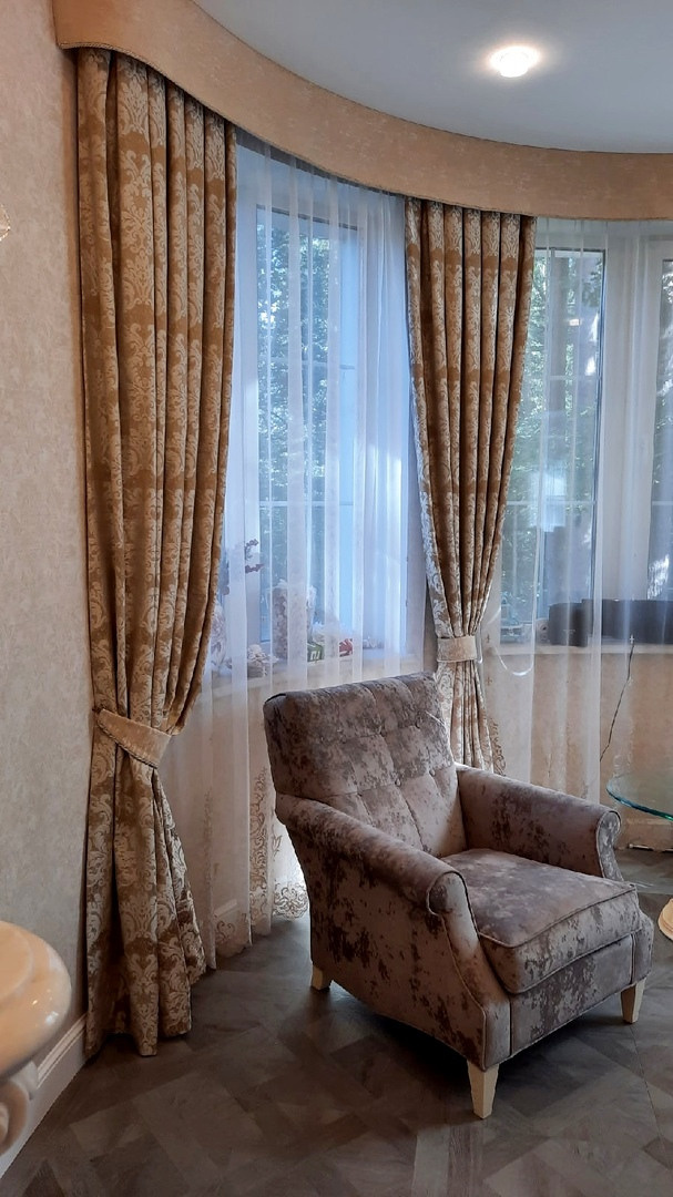 Шторы классика заказать СПб. Шторы на заказ в СПб. Выезд дизайнера, карнизы, жалюзи и рулонные шторы