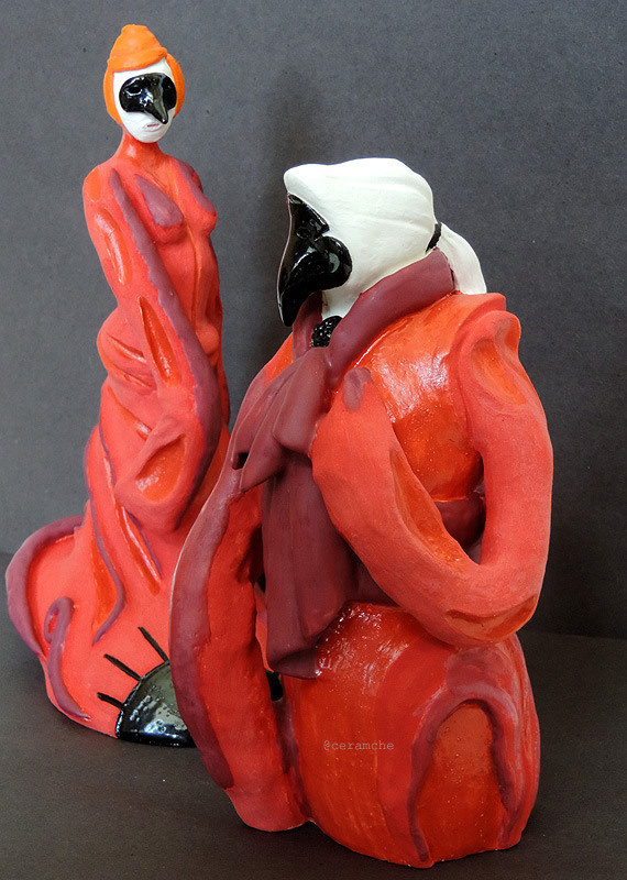 Авторская керамика Марии Чудиной Ceramche. Парные статуэтки Переход и Перемена выполнены вручную из шамота и расписаны  ангобами и глазурями. 