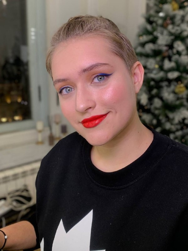 Сам себе визажист. Dariana Fox — визажист, фотограф, преподаватель