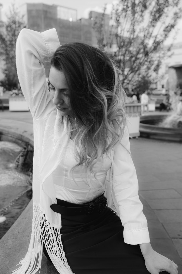 Прогулка мамы с дочками. Фотограф Москва