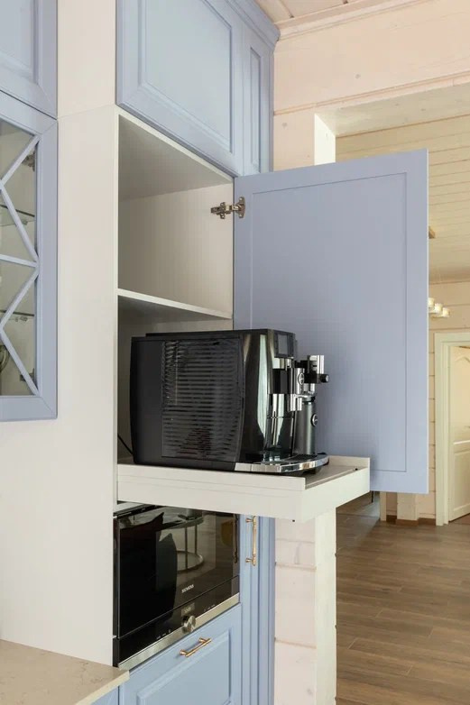 Рощино. «Roots» полный цикл производства мебели и интерьерных решений