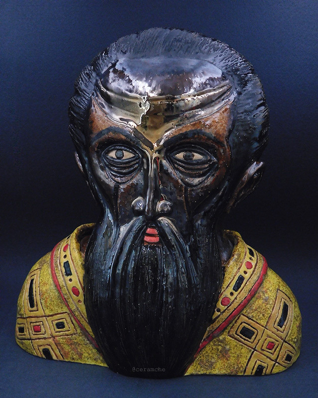 Керамическая скульптура Святого Василия Великого на основе иконографического изображения, авторская керамика ручной работы.