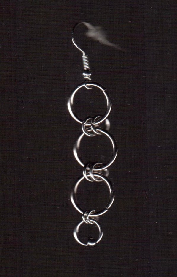 Сережки из кольчуги. Украшения из кольчуги в Москве Соня Спросонья