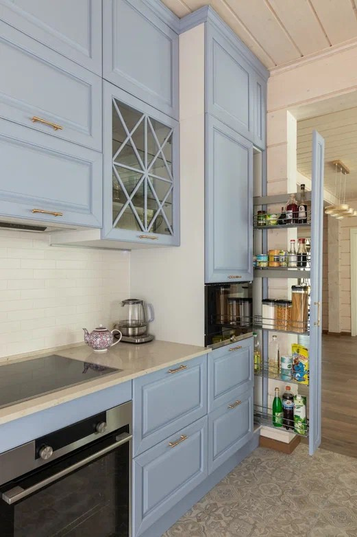 Рощино. «Roots» полный цикл производства мебели и интерьерных решений