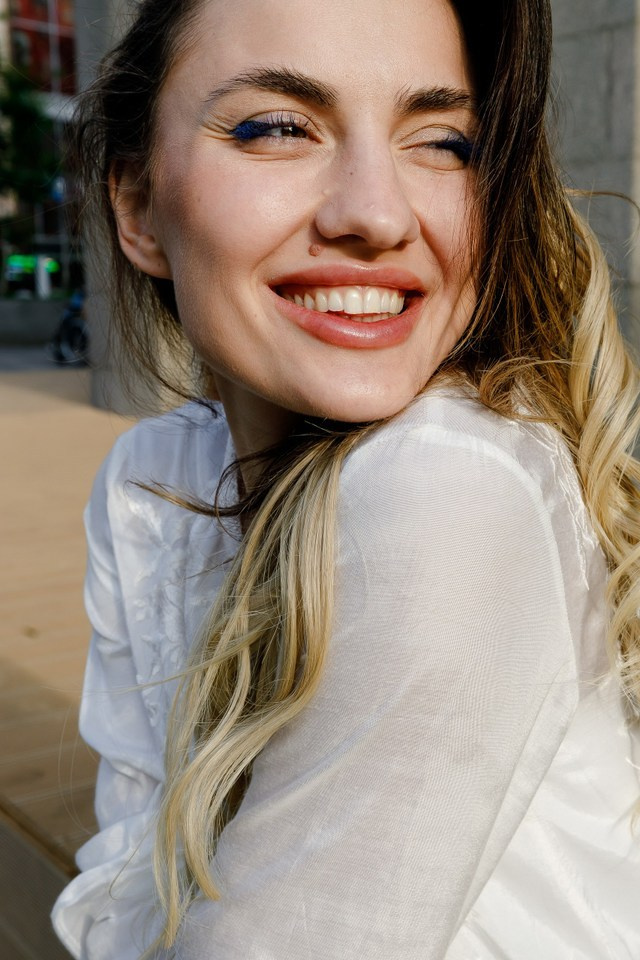 Прогулка мамы с дочками. Фотограф Москва