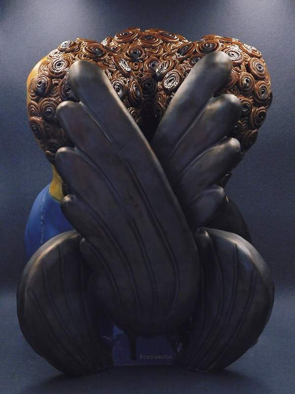 Авторская керамика ручной работы. #Тетраморф в&nbsp;образе отдельных четырёх апокалиптических существ&nbsp;— стражей четырёх углов Трона Господа и&nbsp;четырёх пределов&nbsp;рая. В&nbsp;традиционном толковании символ евангелиста Матфея и&nbsp;форма его традиционного символического изображения - крылатый ангел/человек, держащий в руках Евангелие. Человек - символ Матфея, потому что  апостол показал человеческую природу Христа. #tetramorphe