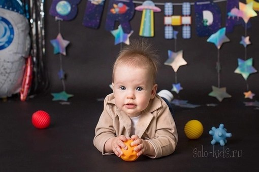 Фотографии на годик. Фотограф новорожденных в Екатеринбурге Анастасия Быдзина