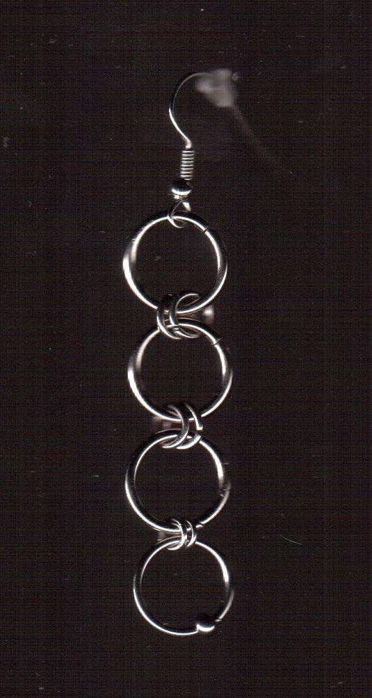 Сережки из кольчуги. Украшения из кольчуги в Москве Соня Спросонья