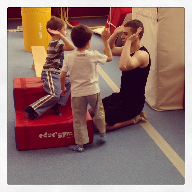 Мы с детьми сборник 1000 фото первая часть. Заставка