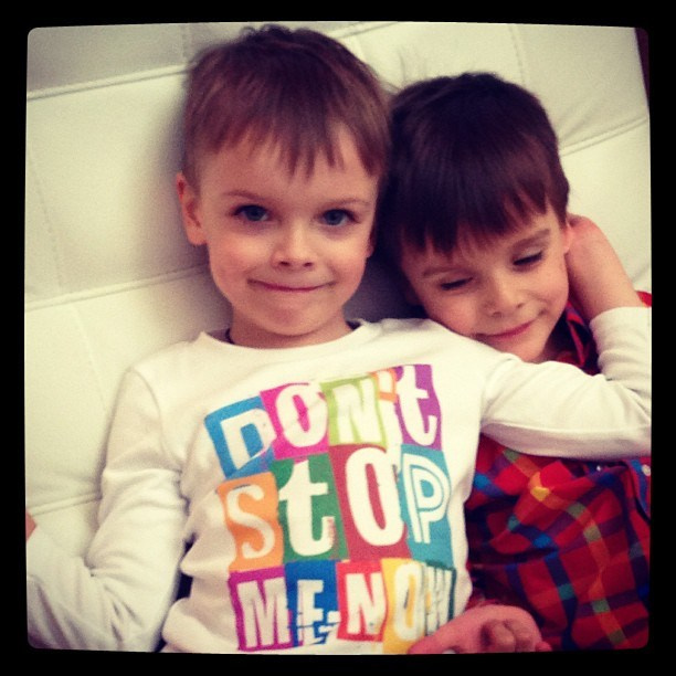 Мы с детьми сборник 1000 фото первая часть. Заставка