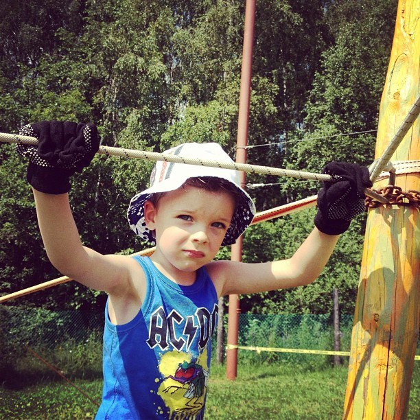 Мы с детьми сборник 1000 фото первая часть. Заставка