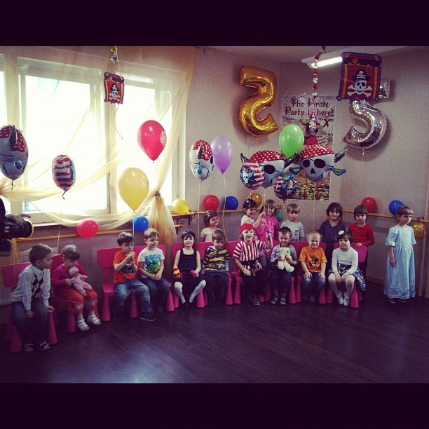 Мы с детьми сборник 1000 фото первая часть. Заставка