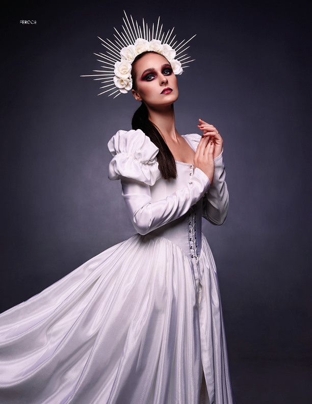 «His Prayer» в Feroce Magazine (сент.2019). Фотограф, ретушёр, графический дизайнер в Петербурге Адрианова Настя