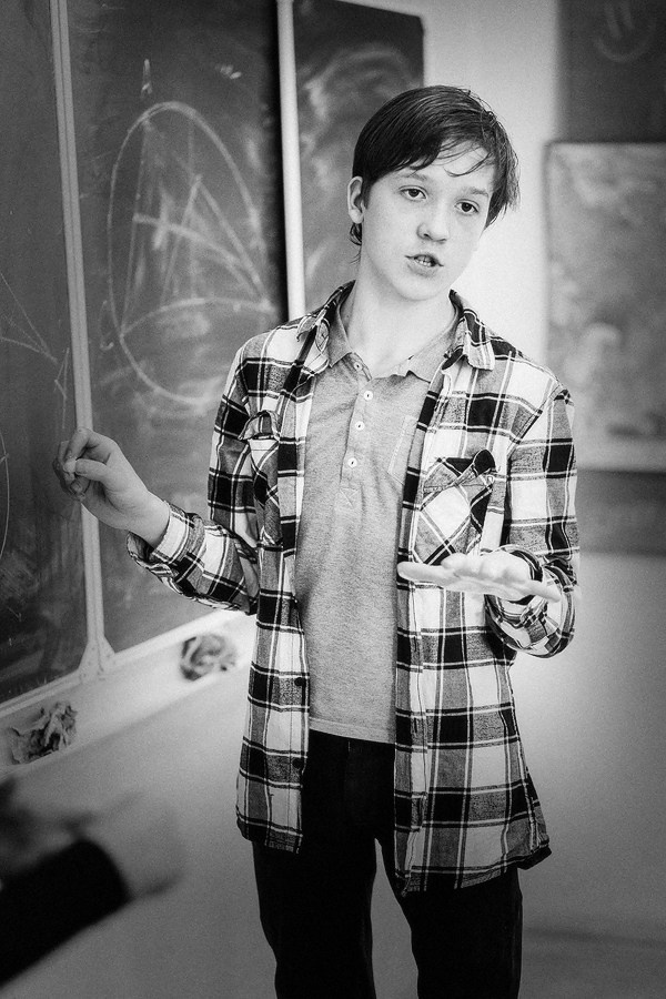 Фоторепортаж со школьного урока 4-го класса. Репортажный фотограф Борис Геер