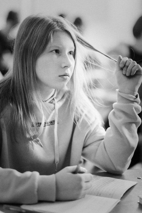 Фоторепортаж со школьного урока 4-го класса. Репортажный фотограф Борис Геер