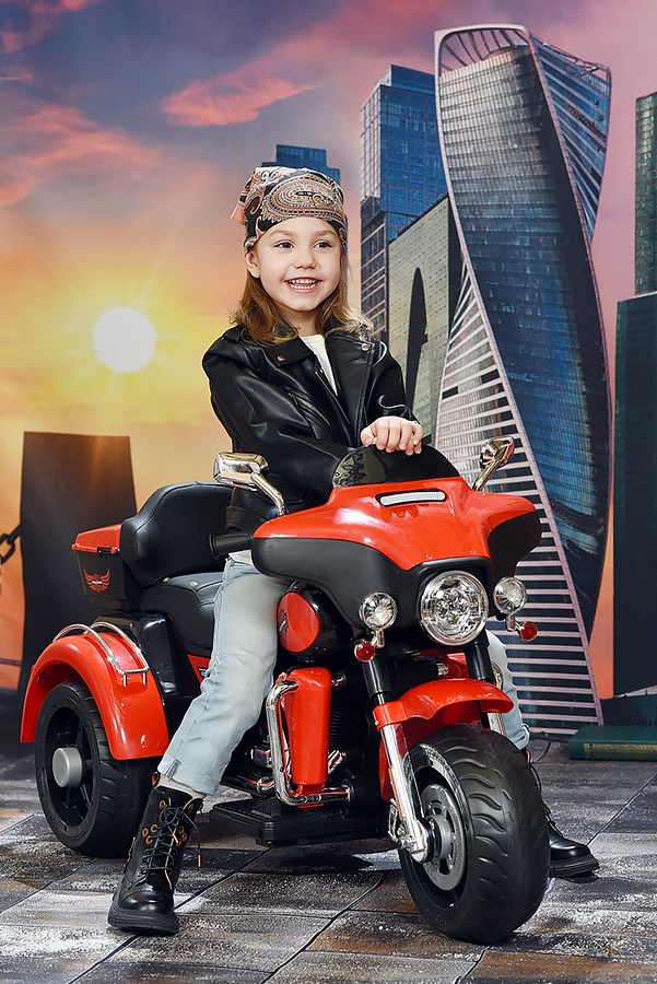 Байкер/ Детский сад. Фотовидеомейкер Виктор Павленко