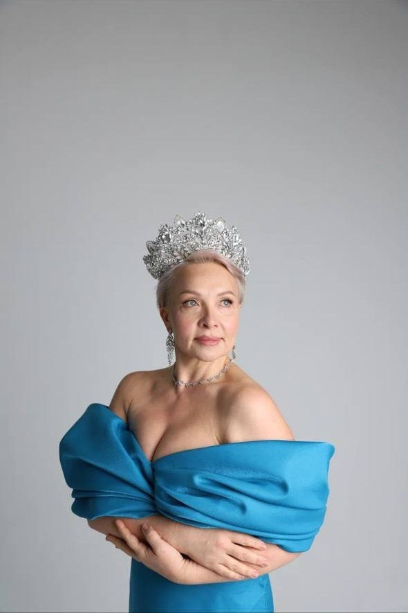 CROWN. Фотомодель