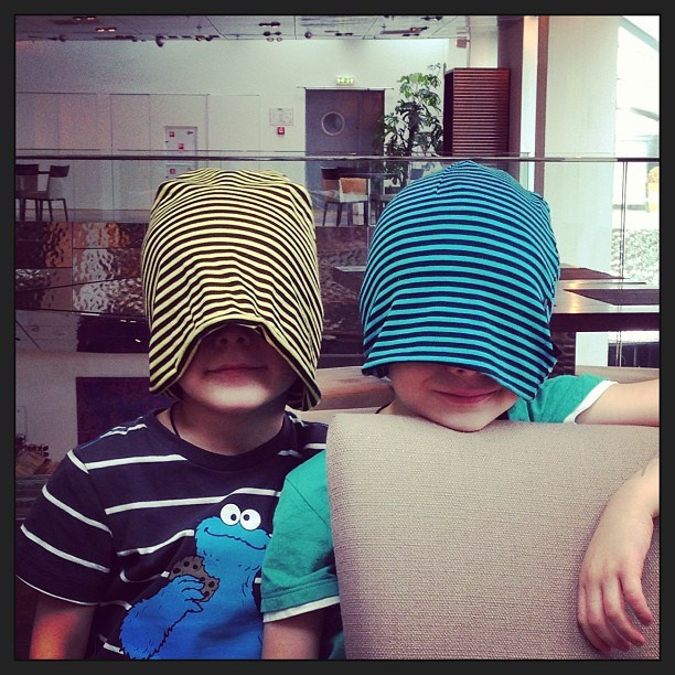 Мы с детьми сборник 1000 фото первая часть. Заставка