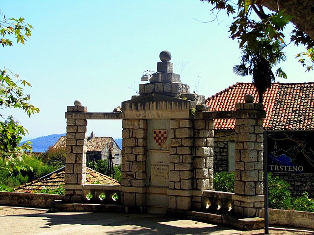 Хорватия: Стон, Трстено, Корчула — радости и гадости природы. Дарья Письменюк / Darya Leitstern — фотограф, музыкант, журналист, путешественник