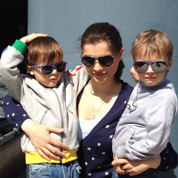 Мы с детьми сборник 1000 фото первая часть. Заставка