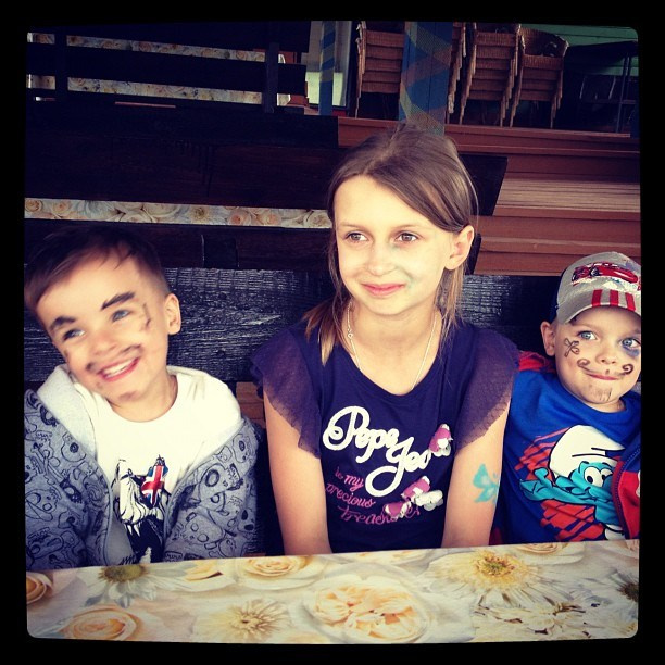 Мы с детьми сборник 1000 фото первая часть. Заставка