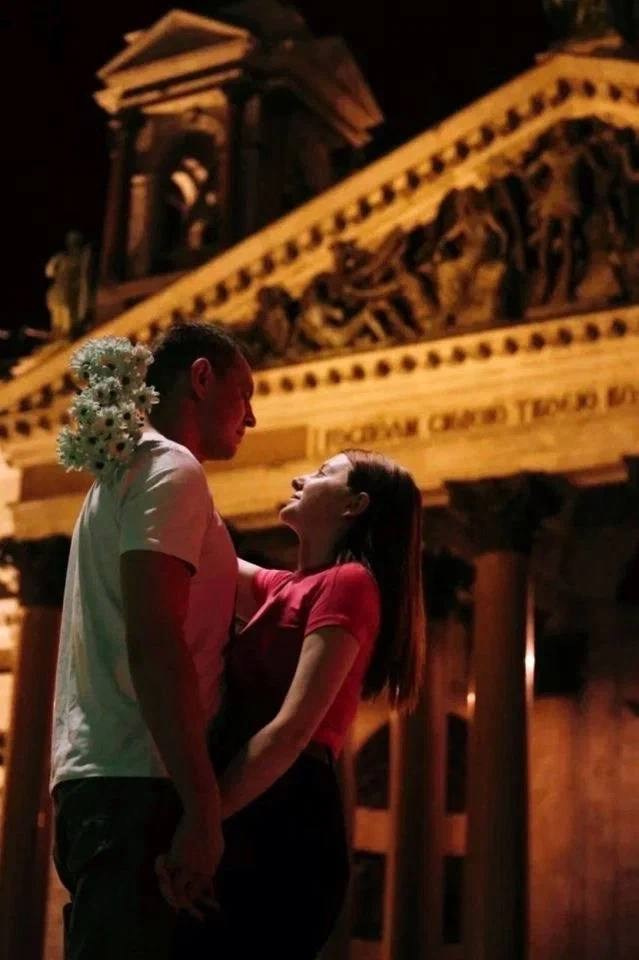 По городу. Костюмер, художник кино и телевидения в спб