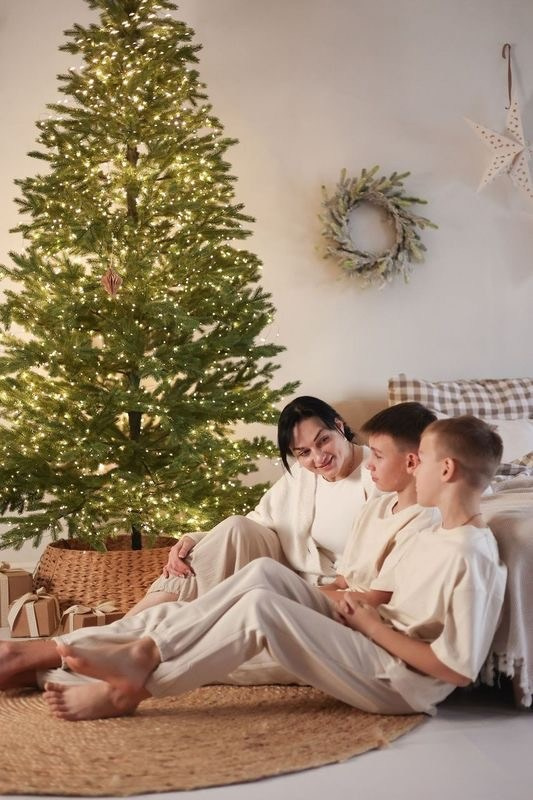 Новогодняя фотосесиия Альбина Тимур и Давид. Фотограф ANNA GEREIHAN