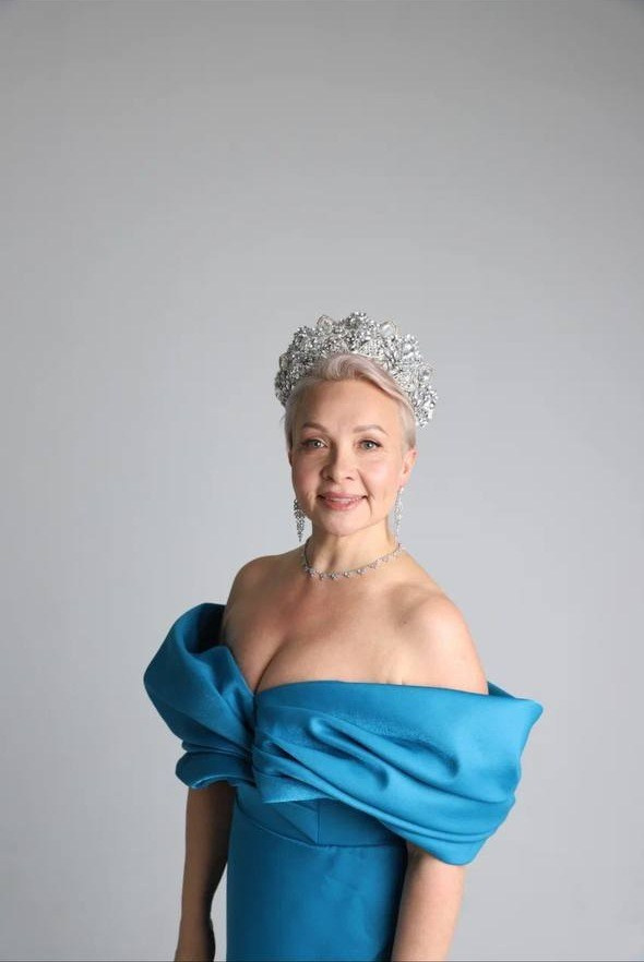 CROWN. Фотомодель